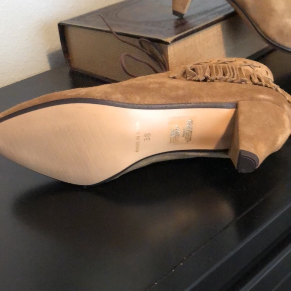 New Sundance Booties Sixty Ever size 38/7.5 .Heels 2 1/2 tan suede - Picture 3 of 6